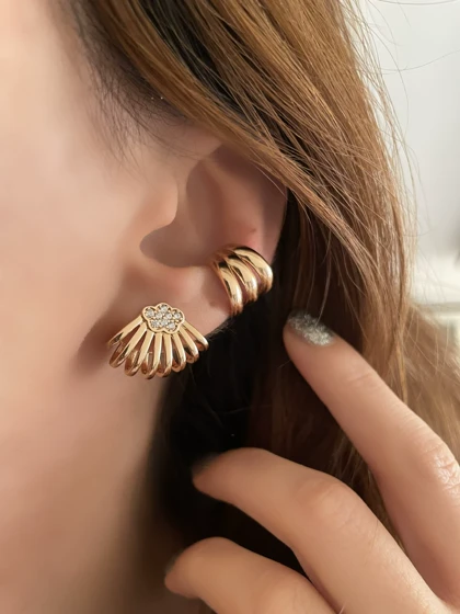 گوشواره های ژوپینگ 645