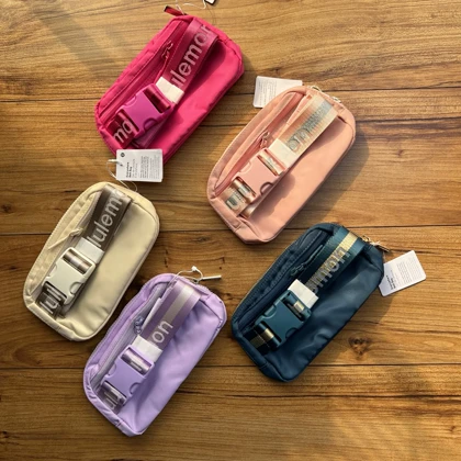 کیف کمری لولولمون Lululemon مدل Wordmark