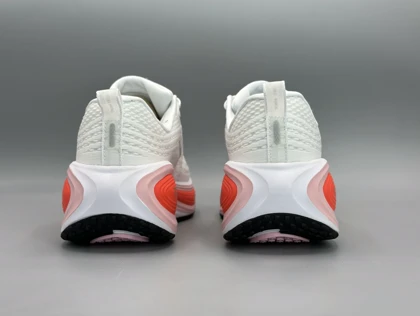 کتانی نایکی زوم ایکس وومرو پلاس سفید نارنجی/Nike zoom x