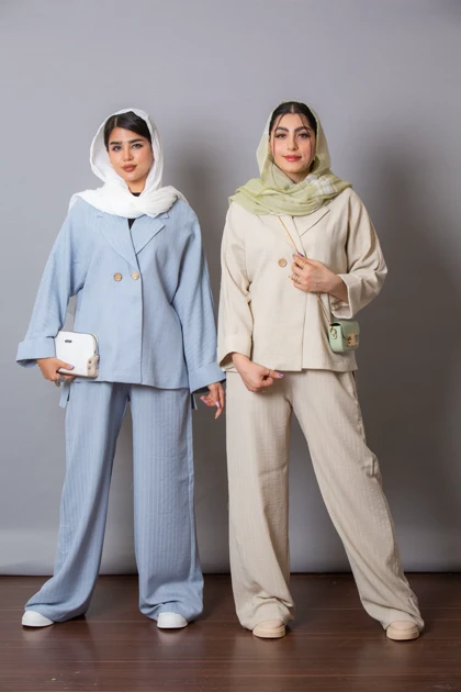 مانتو شلوار راه راه دو دکمه بغل چاک