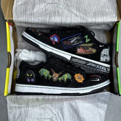 کفش نایک اس بی دانک لو یه یه Nike SB Dunk Low Yeye