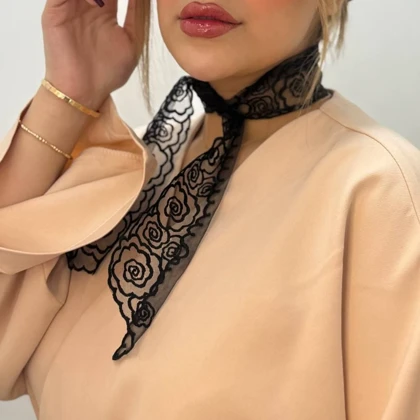 دستمال گردن گل رز