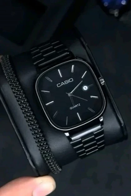 ساعت مردانه کاسیو اولدمانی مدل صفحه مربع تمام مشکی