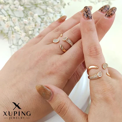 انگشتر زنانه ژوپینگ طرح مینیمال با نگین های ظریف و درخشان Xuping
