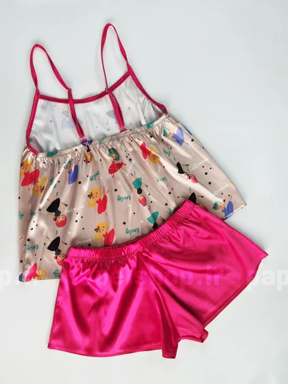 ست لباس خواب تاپ و شورتک ساتن طرح دخترک