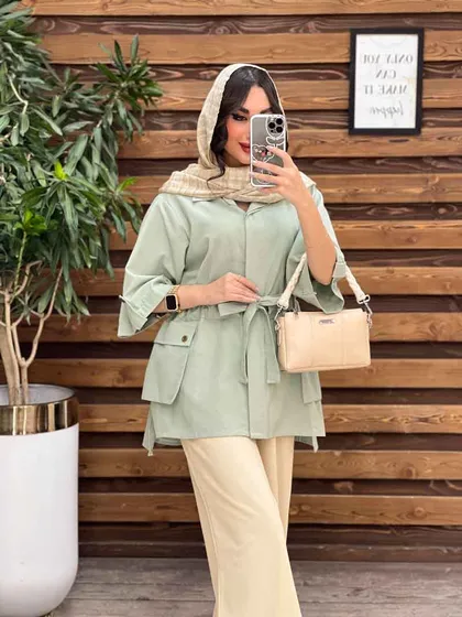 مانتو دکمه مخفی بغل جیب