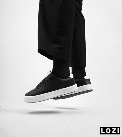 کفش اسنیکرزمردانه مشکی BERSHKA