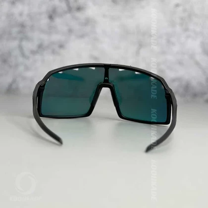 عینک ورزشی اوکلی 3 لنز مدل SUTRO BLACK GOLD