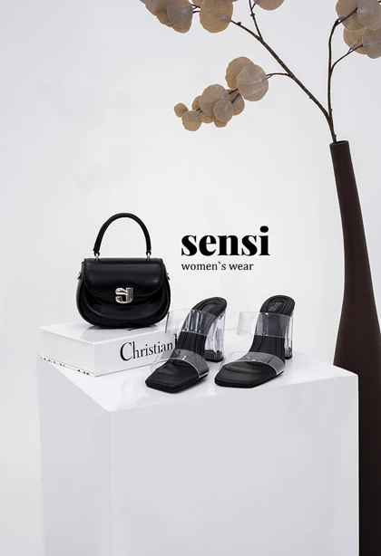 صندل طلقی شیشه ای پاشنه‌بلند