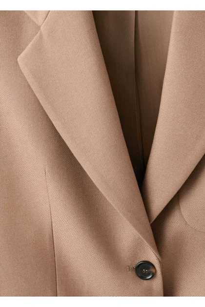 کت و ژاکت زنانه mango