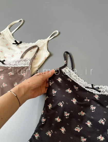 کراپ زنانه گل‌دار لیزری گیپوردار