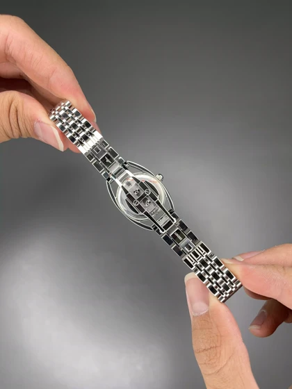 ساعت مچی لونژین بند سیلور صفحه قرمز Longines