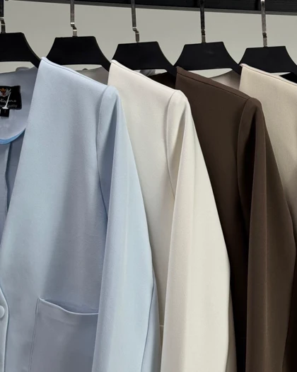 کت یقه انگلیسی دکمه پارچه ای  کد 100171