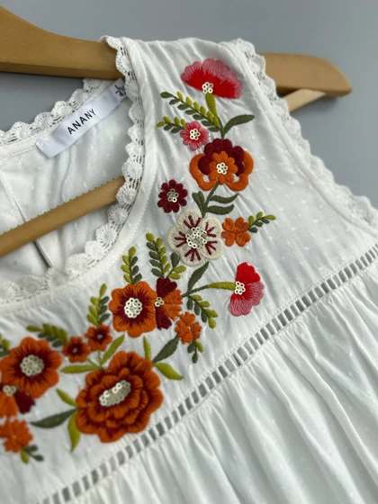 تاپ نخ گلدوزی شده از برند ANANY کد 2856