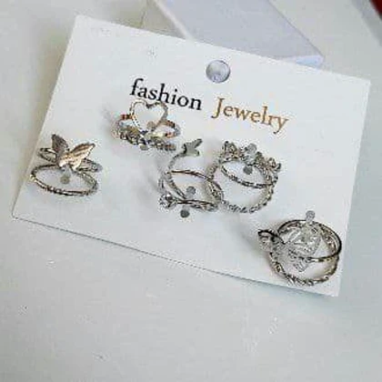 ست 5 تایی انگشتر فشن نقره‌ای مدل لایه‌ای با طرح پروانه و قلب - Fashion Jewelry