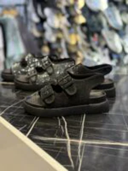 صندل زنانه نگینی مدل آرمیتا