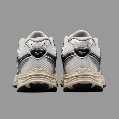 میزانو ریسر اس سفید نقره ای Mizuno Racer S White Silver