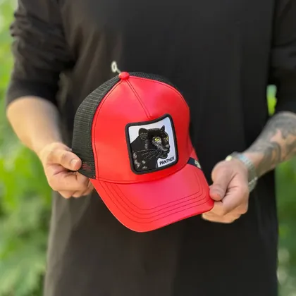 کلاه گورین panther قرمز چرم
