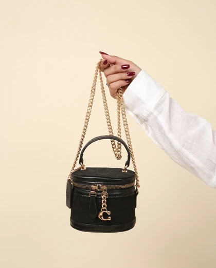 کیف زنانه دوشی کوچ مینیمال صندوقی 9160