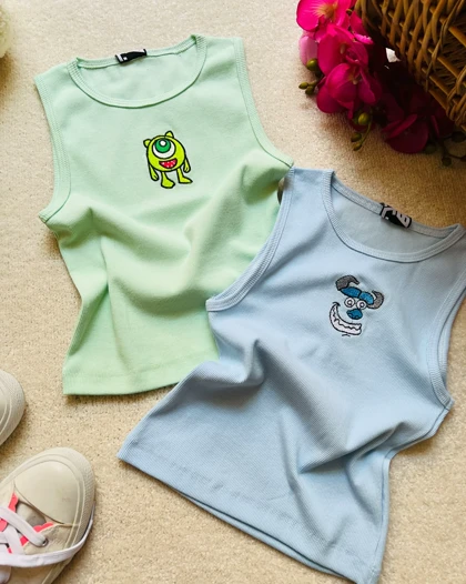 تاپ گلدوزی