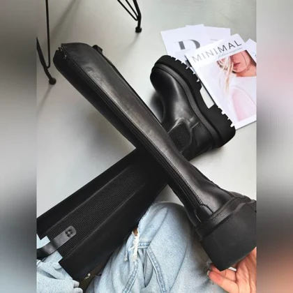 بوت بلند خاطره