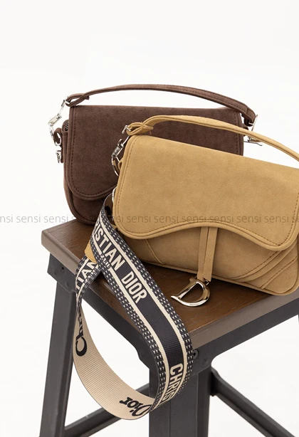 کیف چرم تک دسته پلاک D کد1004677