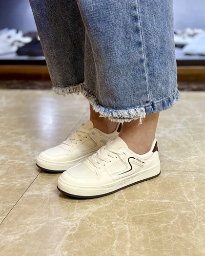 ونس زنانه میو میو 2026