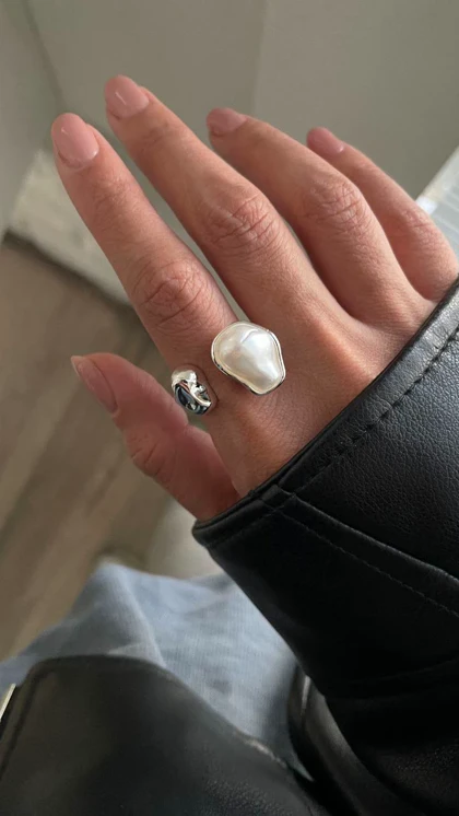 انگشتر مینیمال دفرمه مروارید