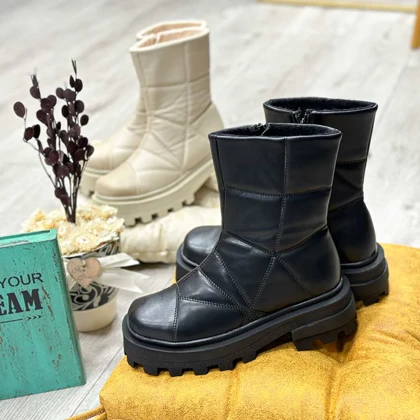 بوت زنانه ساق بلند رنگ مشکی مدل کاپشنی زیپ‌دار کد 61485