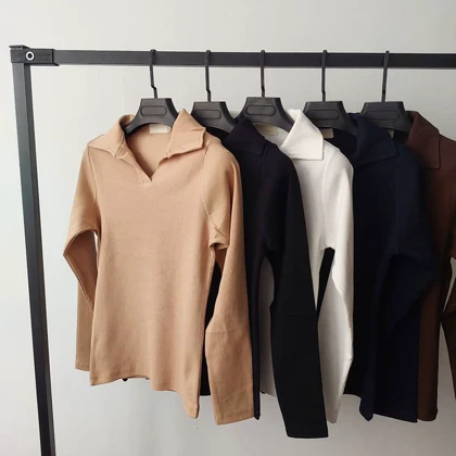 بلوز یقه شکاری آستین بلند