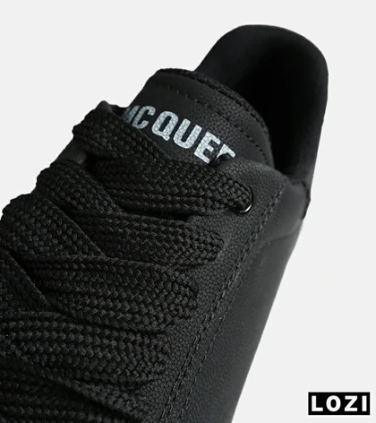 کفش کتانی مردانه مشکی سفید Alexander McQueen مدل 7740