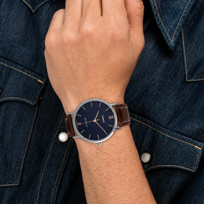 ساعت مچی مردانه کاسیو Casio مدل MTP-VT01L-2BUDF با بند چرمی کلاسیک
