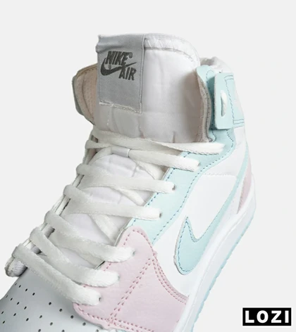 کفش کتانی ساق‌دار زنانه سفید آبی صورتی نایک NIKE jordan 1 مدل 8136