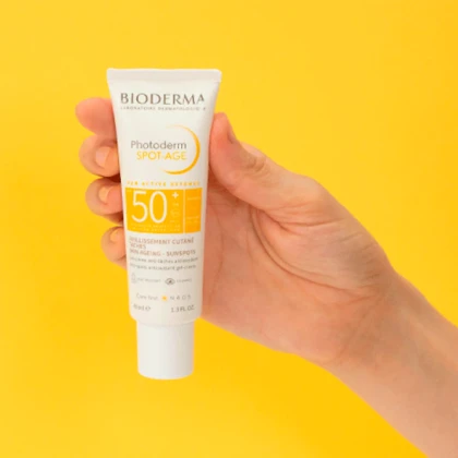 کرم ضد آفتاب بایودرما مدل Photoderm Spot-Age SPF50 حجم 40ml