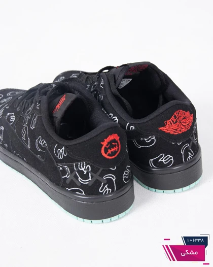کتانی مردونه استیکر NIKE