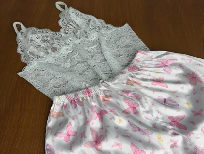 ست نیم‌تنه گیپور و شلوارک طرح پروانه 131