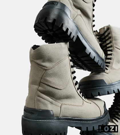 بوت مردانه کرم شیری BALENCIAGA مدل 6738