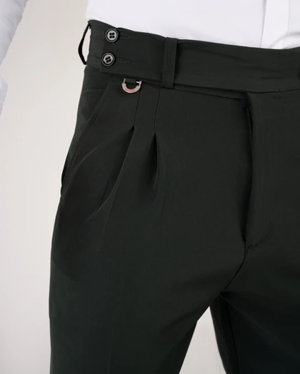 شلوار پارچه ای کمر انگلیسی پارچه مازراتی رنگ سبز فرمی فوق‌العاده شیک