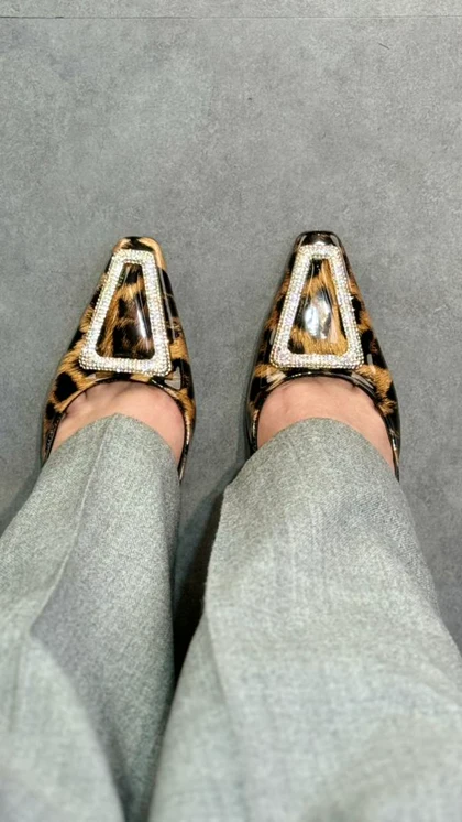 P622 - لودشکا SJY نگینی P622