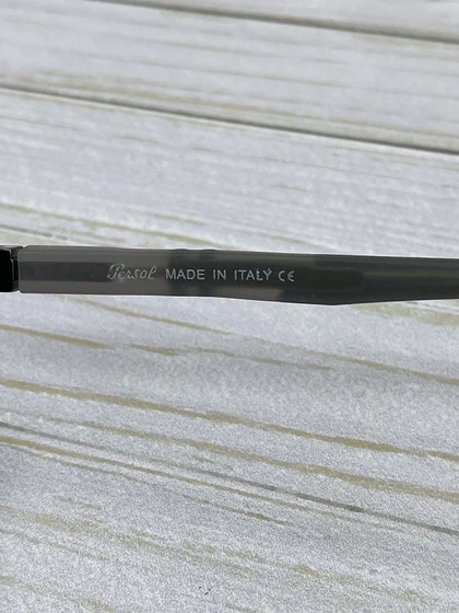 عینک آفتابی پرسول P6808 فریم کائوچو قهوه‌ای و عدسی پلی‌کربنات UV400 پلاریزه