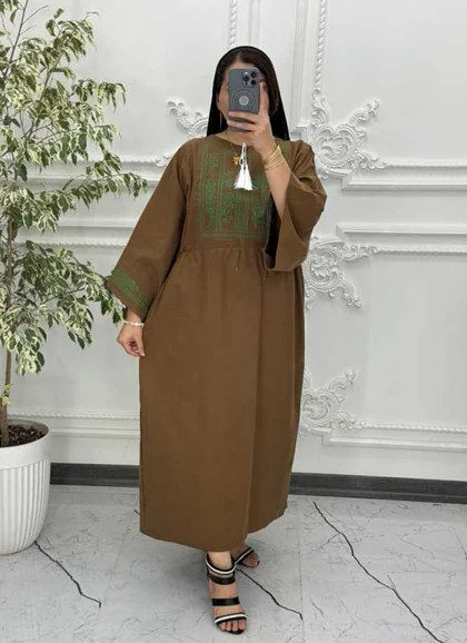 پیراهن لینن گلدوزی آستین کیمونو قهوه ای 6027