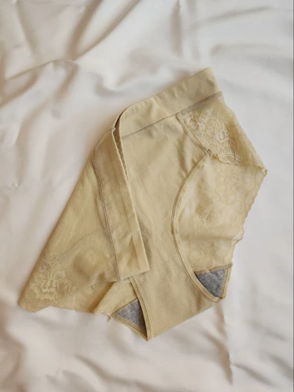 شورت ترکیب نخ و تور زنانه کد: 8899