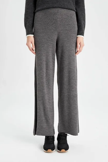 شلوار Flare Fit T8004AZ24WN
