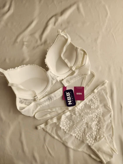 ست سوتین و شورت جکدار فنردار NBB کد: 4845