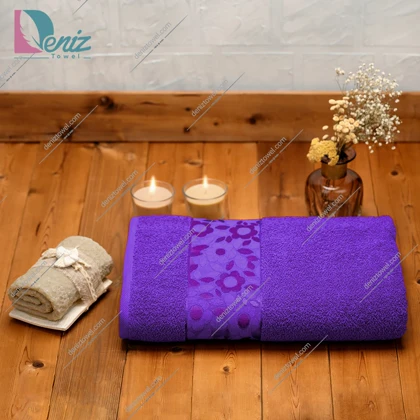 حوله استخری طرح سورپرایز رنگ ارغوانی