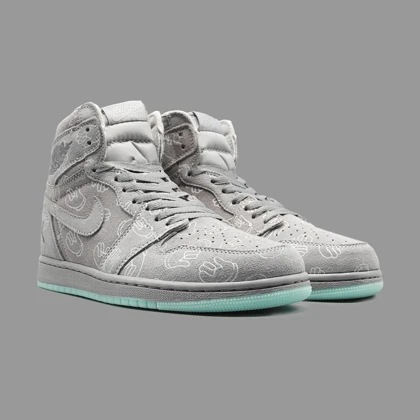 نایکی جردن 1 کاز طوسی روشن ساق‌دار Air Jordan 1 OG High Kaws Light Gray
