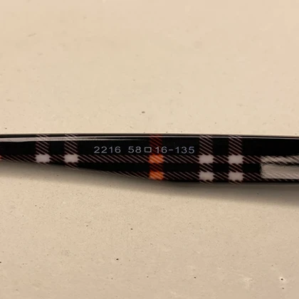 عینک آفتابی زنانه بربری با فریم کائوچو و لنز پلی‌کربنات UV400 Burberry Women