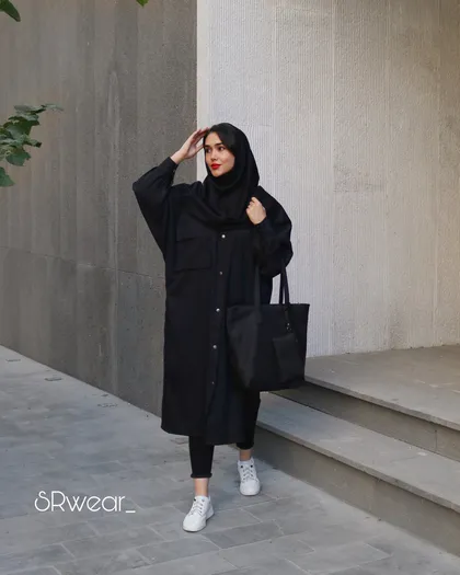 مانتو student