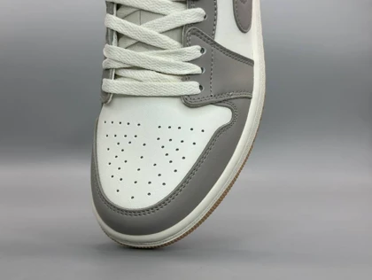 کتانی نایکی جردن1لو کالج گری/Nike Air Jordan1 low