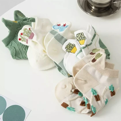 جوراب مچی با گلدوزی کاکتوس 1120